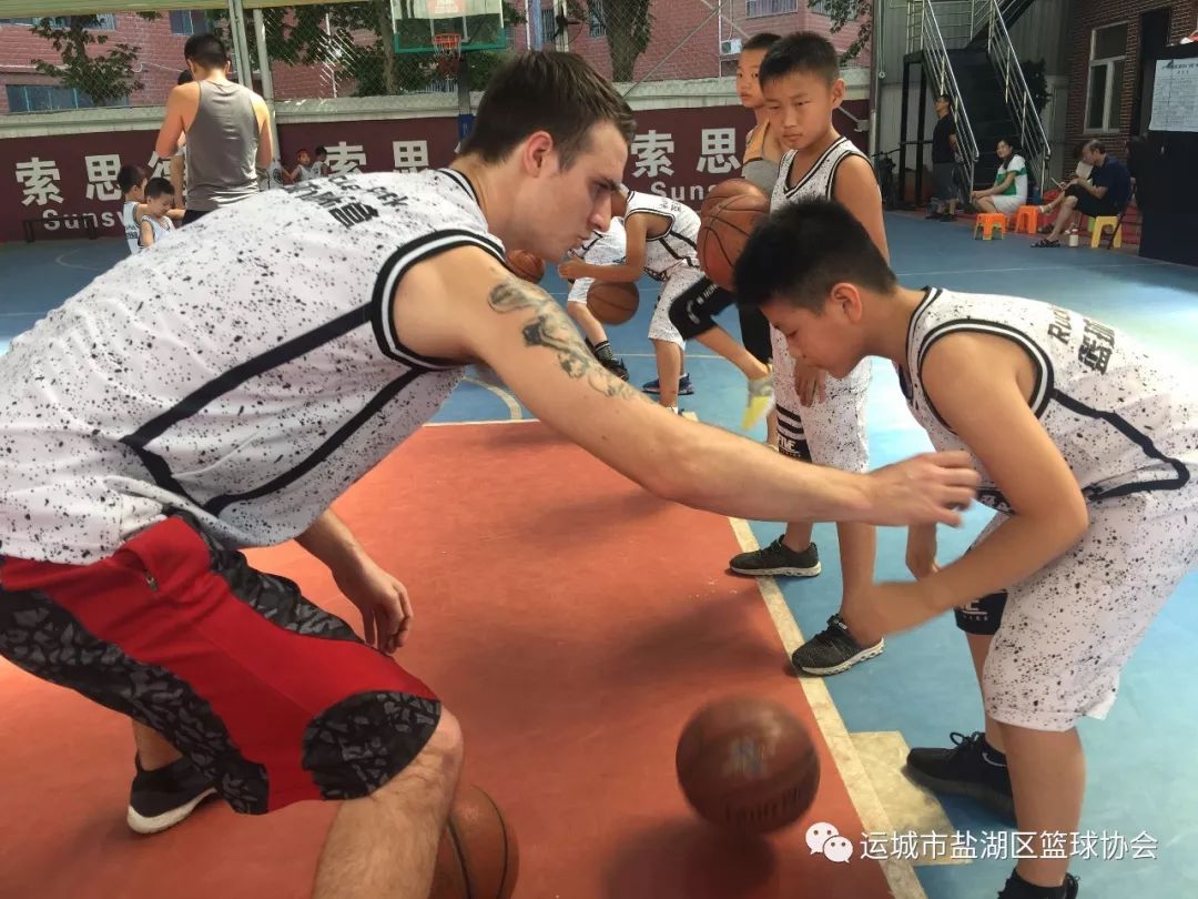 如何在比赛中发现和发展球员潜力_2